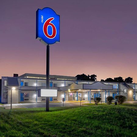 Motel 6 Harrisburg Pa Near Pa Expo Center Bagian luar foto