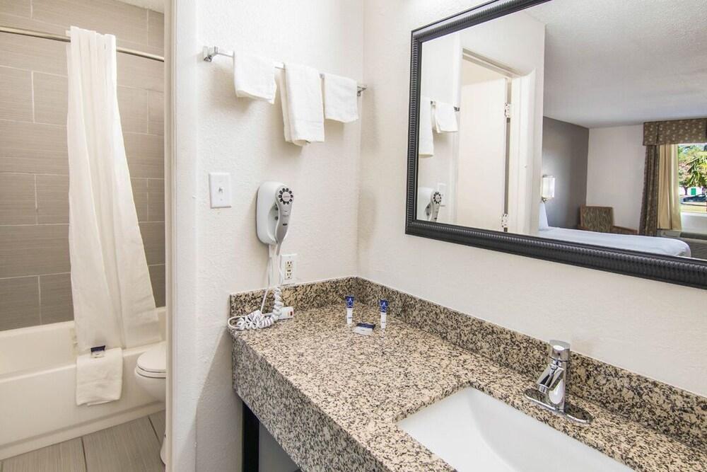 Motel 6 Harrisburg Pa Near Pa Expo Center Bagian luar foto